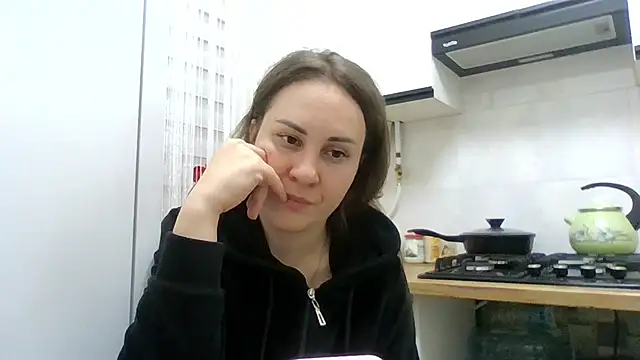 MeadowEyes online show from April 21, 2026, 6:58 pm