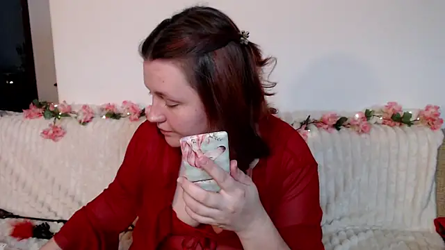 Lilith  moon online show from April 7, 2026, 8:32 pm