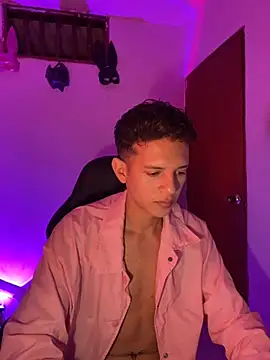 tylernova online show from October 21, 2025, 3:50 am