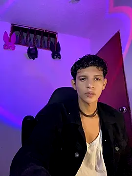 tylernova online show from October 13, 2025, 3:19 am