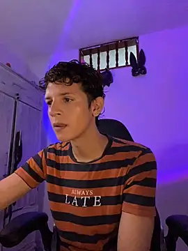 tylernova online show from October 10, 2025, 5:58 pm