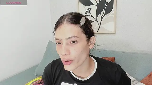 Snapshot of KassMonroe chatting on May 23, 2026, 8:08 pm KassMonroe online show from May 23, 2026, 8:08 pm