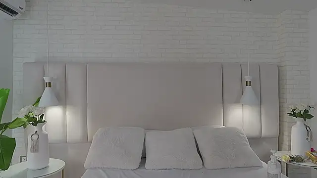 nina gb online show from March 7, 2026, 8:25 pm