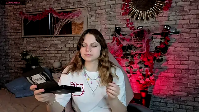 Ame Chan online show from October 20, 2025, 1:33 pm