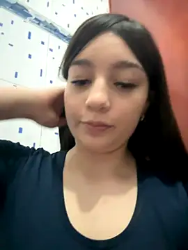   Lorelain   online show from November 20, 2025, 10:31 pm