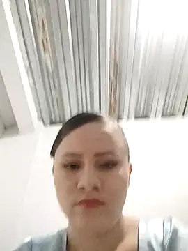 MarilynGold  online show from November 15, 2025, 7:18 pm