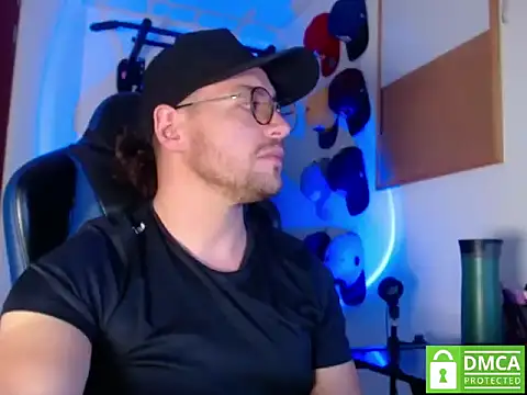 kurt xx online show from October 21, 2025, 7:35 pm