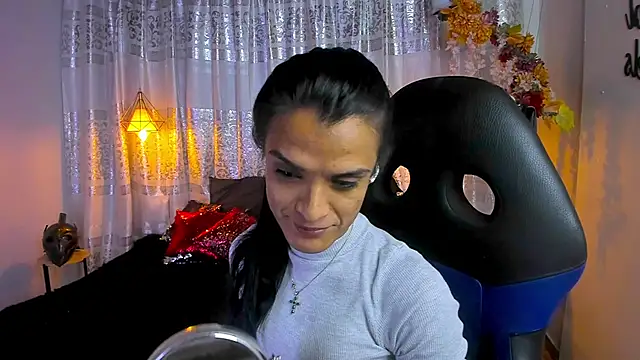 Snapshot of ZAMMIRA chatting on November 5, 2025, 5:54 am ZAMMIRA online show from November 5, 2025, 5:54 am