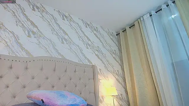 shanell-hott online show from October 12, 2025, 6:26 am