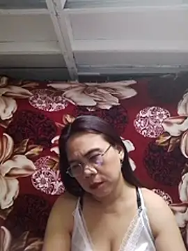 Snapshot of erma_joy chatting on May 18, 2026, 5:18 pm erma joy online show from May 18, 2026, 5:18 pm