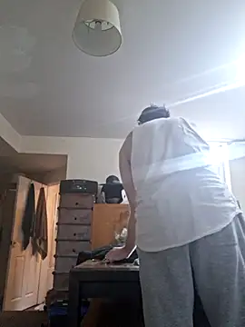 DelayedAnalog720 online show from November 24, 2025, 1:55 pm