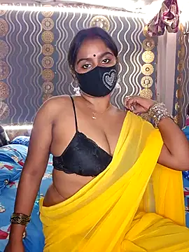 Snapshot of Sweet-Maddlina chatting on October 20, 2025, 3:30 am Sweet-Maddlina online show from October 20, 2025, 3:30 am