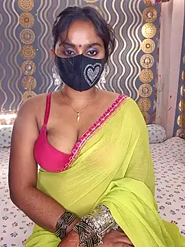 Snapshot of Sweet-Maddlina chatting on October 10, 2025, 5:58 pm Sweet-Maddlina online show from October 10, 2025, 5:58 pm