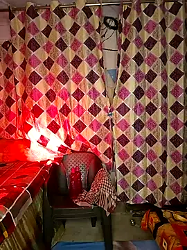 Sweet-Maddlina online show from March 4, 2026, 5:37 am