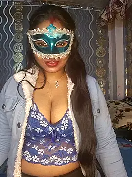 Snapshot of Sweet-Maddlina chatting on November 22, 2025, 1:43 pm Sweet-Maddlina online show from November 22, 2025, 1:43 pm