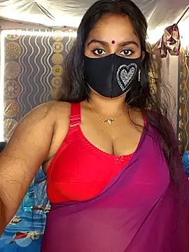 Snapshot of Sweet-Maddlina chatting on October 19, 2025, 2:47 am Sweet-Maddlina online show from October 19, 2025, 2:47 am