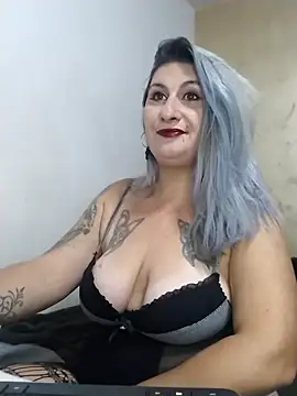 Snapshot of LilithGreenn chatting on October 20, 2025, 6:59 am LilithGreenn online show from October 20, 2025, 6:59 am