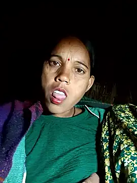 Cutsedi3 online show from December 21, 2025, 10:10 pm