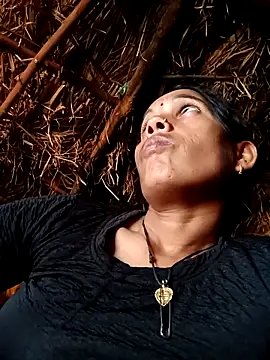 Cutsedi3 online show from December 17, 2025, 10:09 am