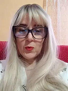 Amelialove42 online show from October 29, 2025, 11:20 am