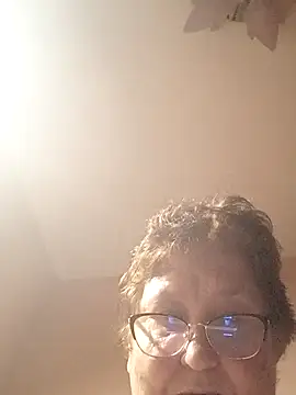 Snapshot of Katherine735 chatting on May 27, 2026, 11:56 pm Katherine735 online show from May 27, 2026, 11:56 pm