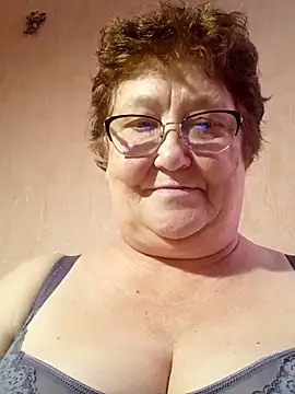 Snapshot of Katherine735 chatting on June 10, 2026, 12:17 pm Katherine735 online show from June 10, 2026, 12:17 pm
