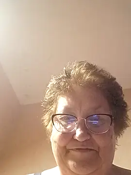 Snapshot of Katherine735 chatting on June 13, 2026, 3:26 am Katherine735 online show from June 13, 2026, 3:26 am