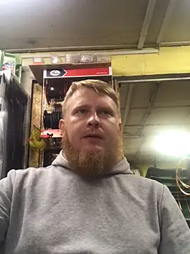 Snapshot of bodywork30 chatting on October 25, 2025, 3:34 pm bodywork30 online show from October 25, 2025, 3:34 pm