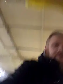 Snapshot of bodywork30 chatting on November 25, 2025, 3:23 pm bodywork30 online show from November 25, 2025, 3:23 pm