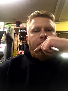 Snapshot of bodywork30 chatting on December 2, 2025, 3:25 pm bodywork30 online show from December 2, 2025, 3:25 pm