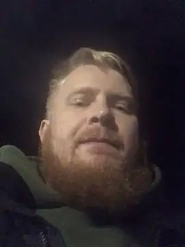 Snapshot of bodywork30 chatting on October 15, 2025, 3:53 pm bodywork30 online show from October 15, 2025, 3:53 pm