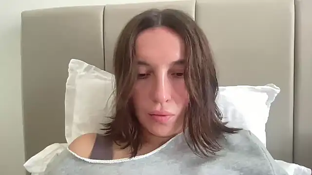 CArivora online show from February 19, 2026, 9:17 am