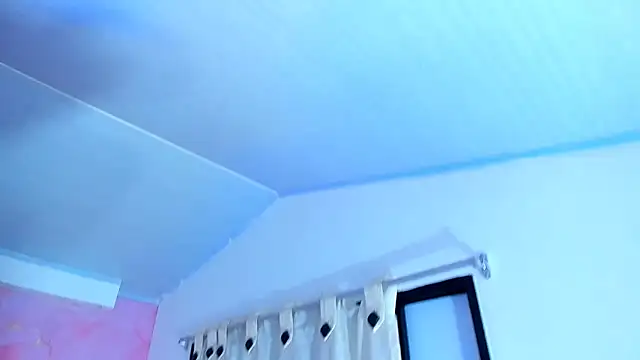 Dakota evans18 online show from November 14, 2025, 2:37 am