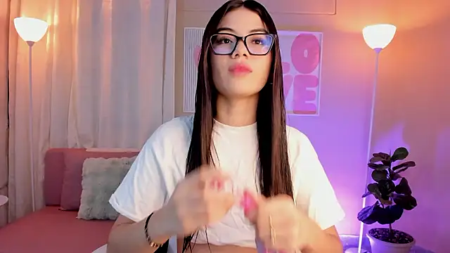 MarianaaDooll online show from February 11, 2026, 12:16 pm