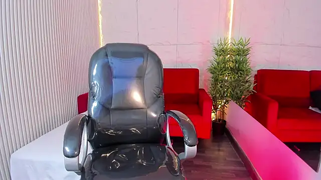 HasleyCarter online show from January 6, 2026, 11:20 pm