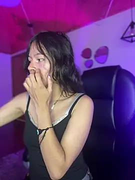 Ninfa pink online show from January 13, 2026, 6:45 pm