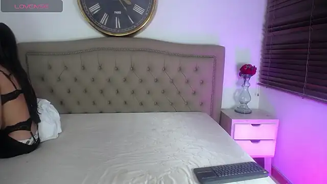 Adara Ferrara online show from February 22, 2026, 4:59 am