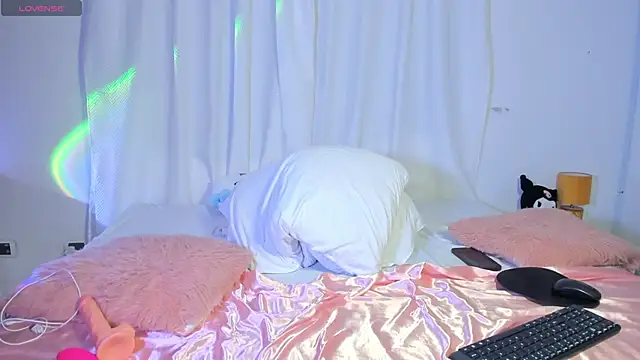 Grecia Moore online show from January 9, 2026, 9:55 pm