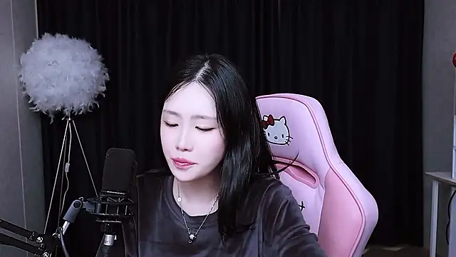 MISA 02 online show from November 3, 2025, 12:42 pm