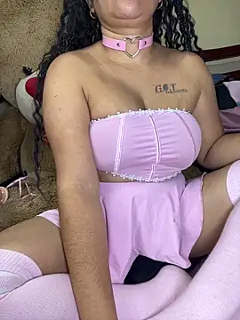 Ayleenpamelasexysquirt online show from October 16, 2025, 7:00 pm