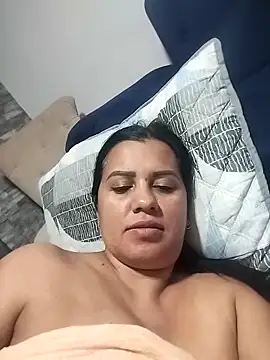 Candy-Samanthy online show from November 9, 2025, 4:16 am