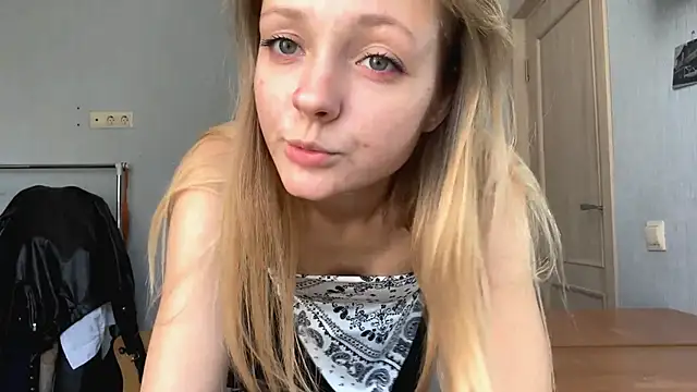  petaI online show from October 17, 2025, 7:11 am