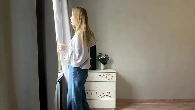  petaI online show from March 5, 2026, 7:49 am