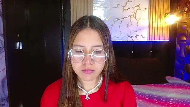 tinibunny online show from October 28, 2025, 7:02 pm