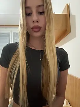 JudithCarly online show from March 26, 2026, 10:40 pm