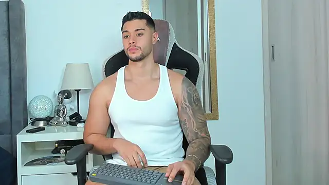 Snapshot of Ken_mailik1 chatting on November 1, 2025, 11:42 pm Ken mailik1 online show from November 1, 2025, 11:42 pm