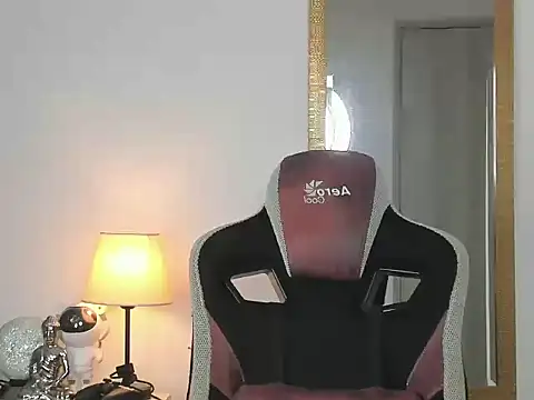 Snapshot of Ken_mailik1 chatting on October 11, 2025, 4:41 pm Ken mailik1 online show from October 11, 2025, 4:41 pm