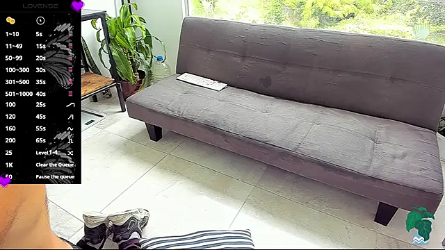 Snapshot of TheHotRoom69 chatting on October 28, 2025, 4:39 pm TheHotRoom69 online show from October 28, 2025, 4:39 pm