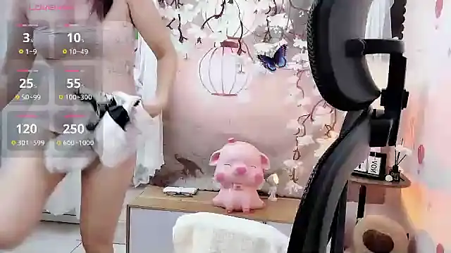 Xuka2594 online show from November 16, 2025, 4:56 pm