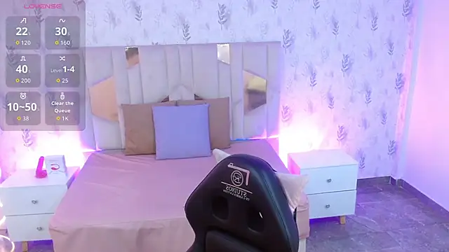 Snapshot of MARIANA_TAY1 chatting on October 19, 2025, 2:58 am MARIANA TAY1 online show from October 19, 2025, 2:58 am